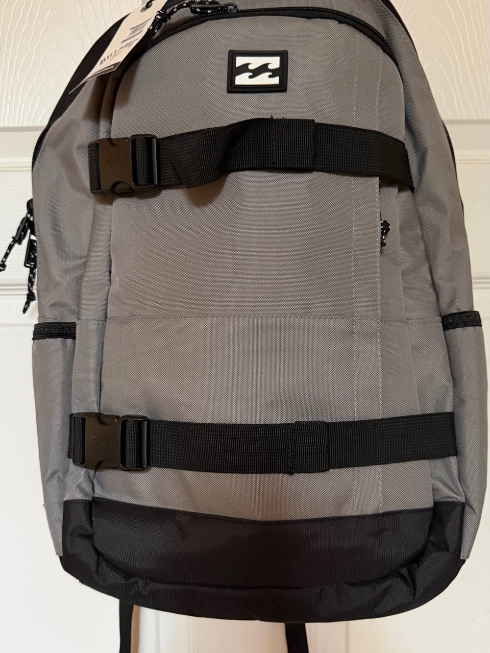 Billabong Gray and Black Two-Tone Men's Backpack holds water bottle and 15in lap